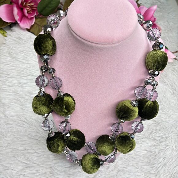 Plunder Design "Evergreen" Necklace Women’s Jewelry Velvet Holiday - Picture 4 of 8